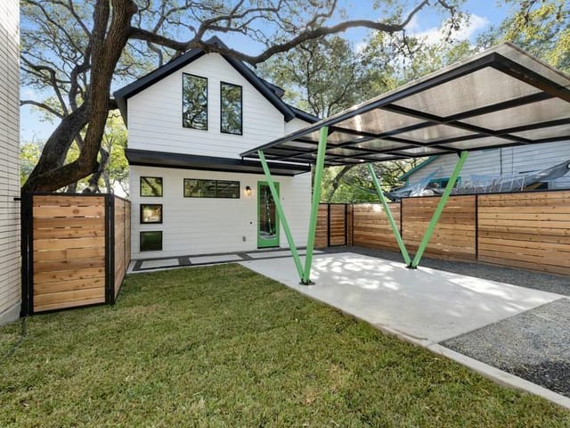 2605 Oak Crest Ave Unit #2