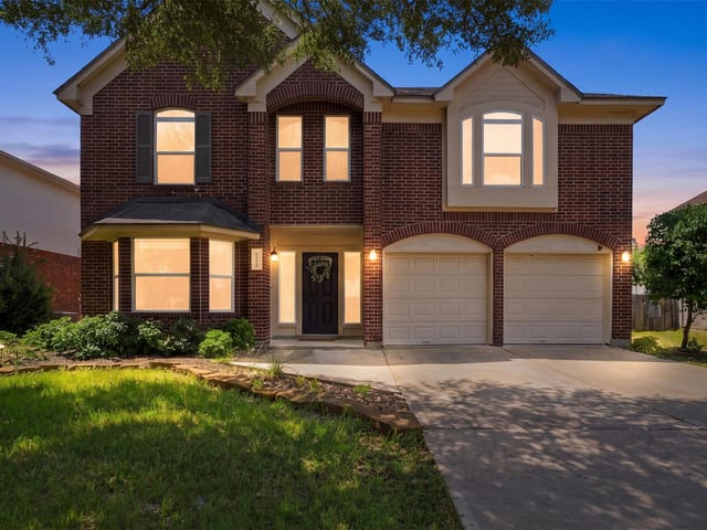 2605 Oakwood Glen DR
