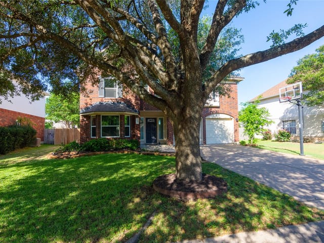 2605 Oakwood Glen DR
