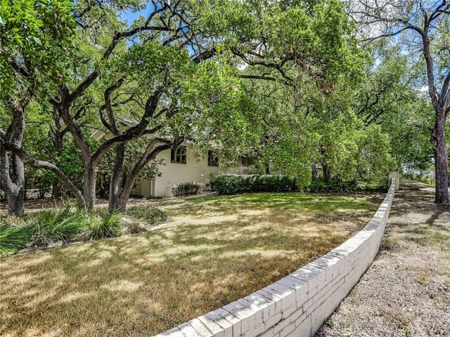 2605 Rollingwood DR