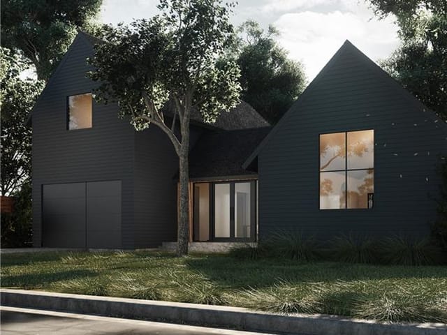 2605 S 4th St