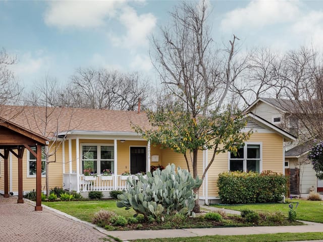 2606 W 48th ST