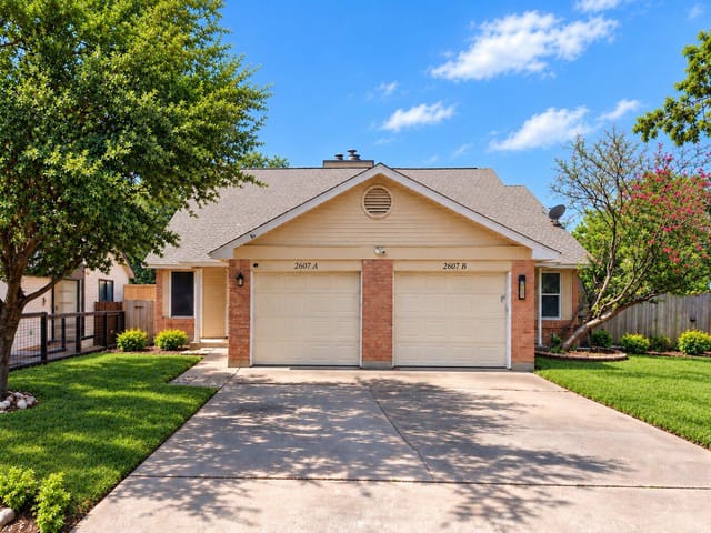 2607 GARRETTSON DR Unit #A