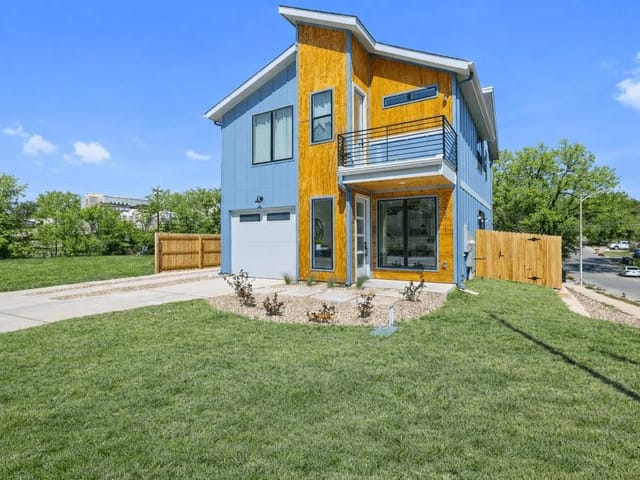 2608 Bristol Dr Unit #1
