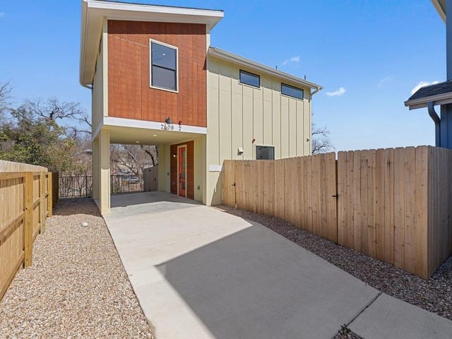 2608 Bristol Dr Unit #2