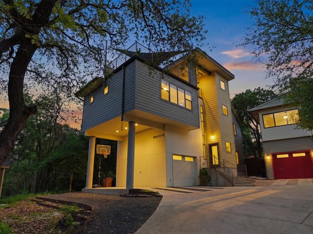 2608 Del Curto RD Unit #3