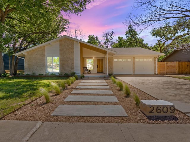 2609 Coatbridge Dr