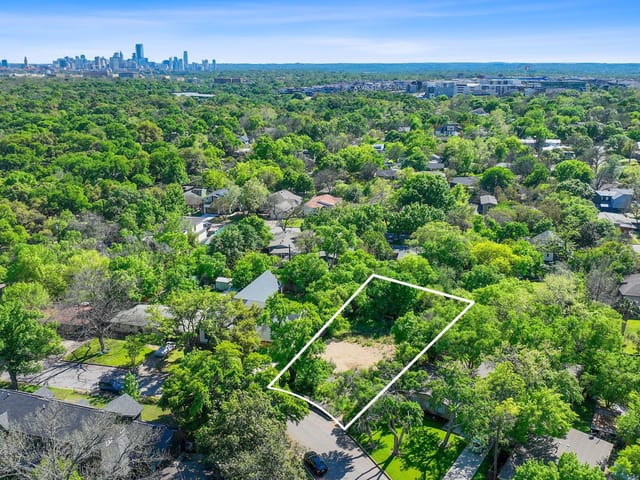 2609 Fiset Dr