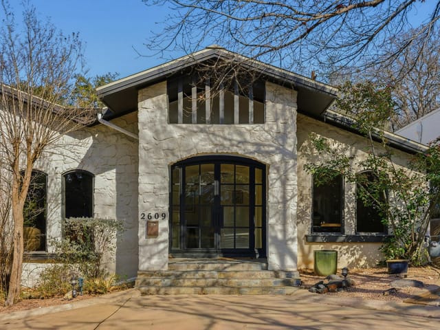 2609 Maria Anna Rd