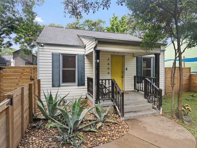 2609 Willow ST Unit #1