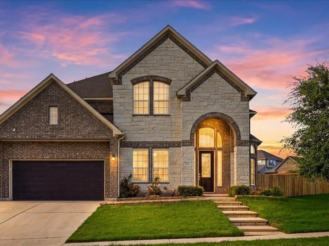 261 Ashleaf DR