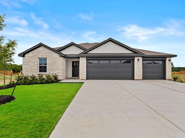 261 Rivers Edge DR