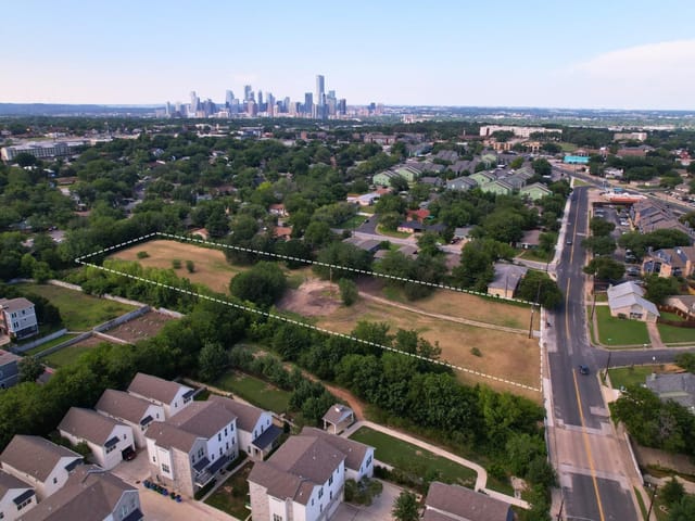 2610 & 2606 Metcalfe RD