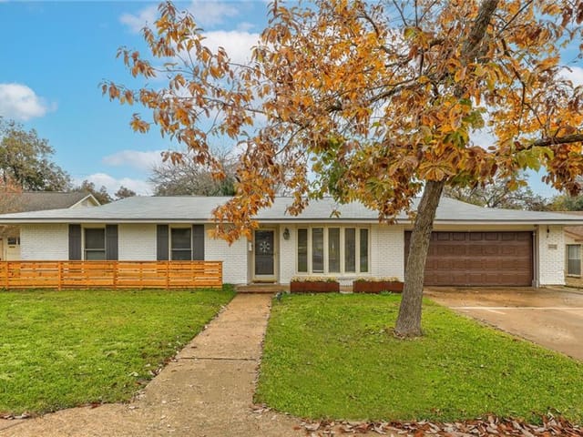 2611 Richcreek Rd