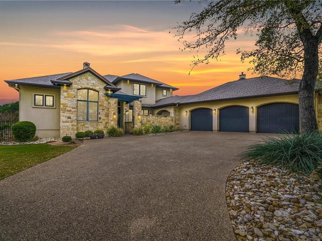 2612 Arion CIR
