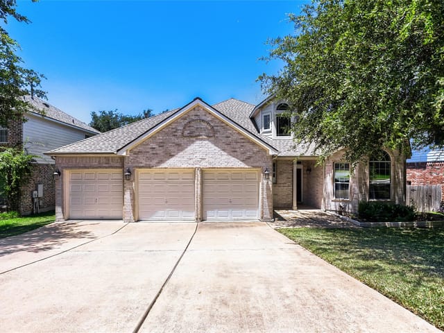 2613 Corabella PL