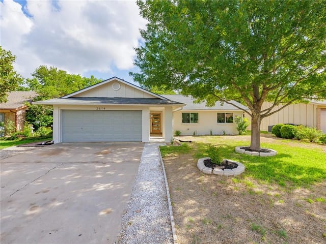 2614 Lazy Oaks Dr