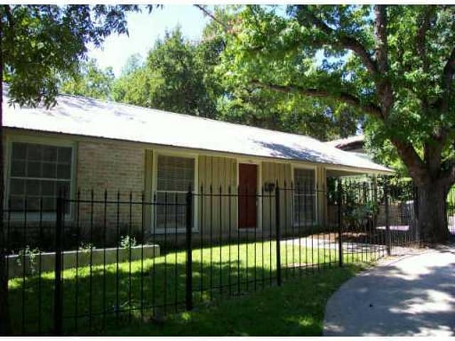 2615 West 45th St