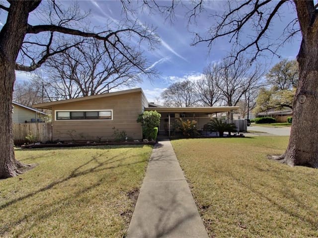 2617 Fiset Dr