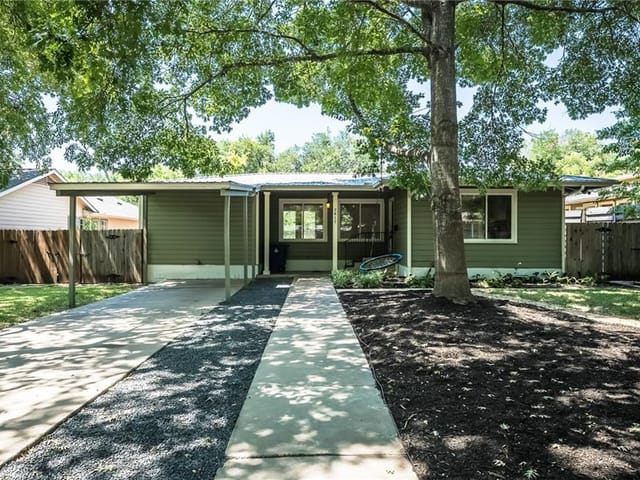2617 W 49th 1/2 ST