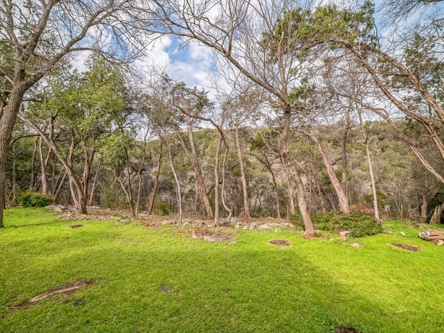 2624 Barton Hills Dr