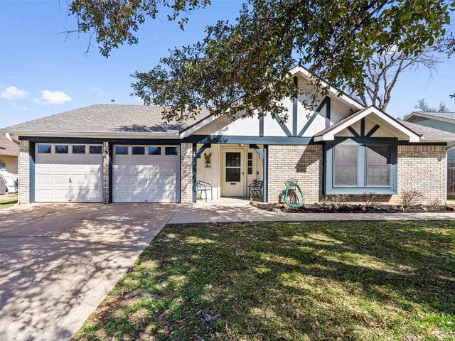 2624 Oak Meadow Dr