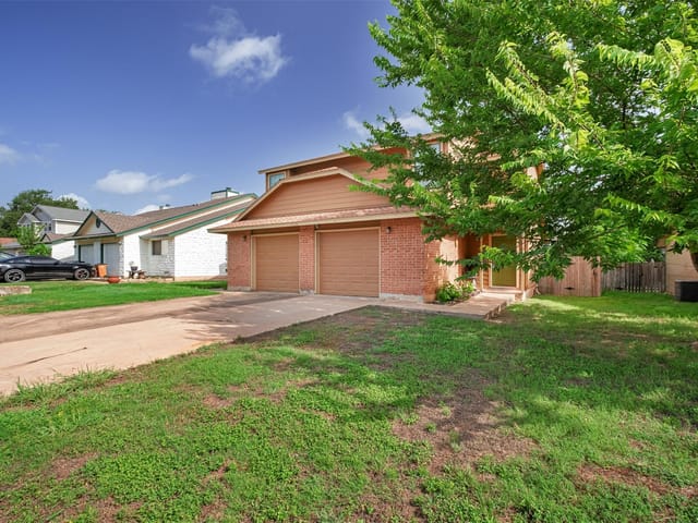 2626 ALCOTT Ln