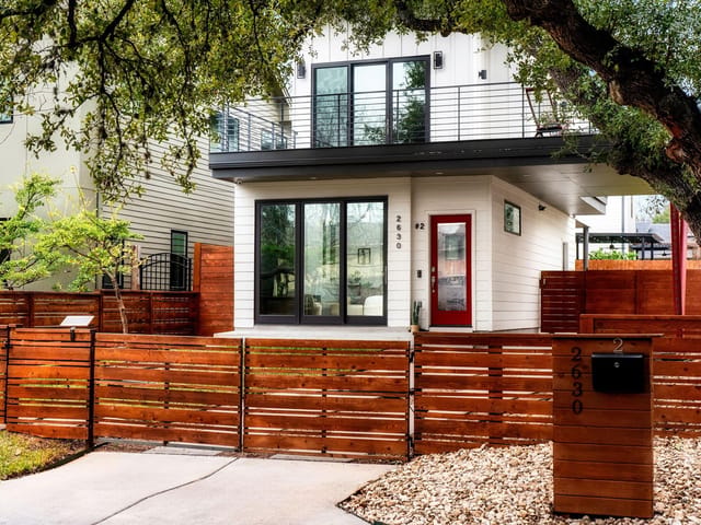 2630 Oak Crest Ave Unit #2
