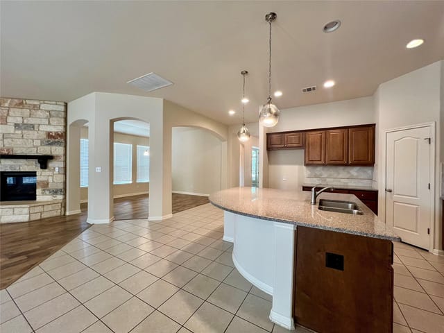 2644 Hilltop Divide Ln