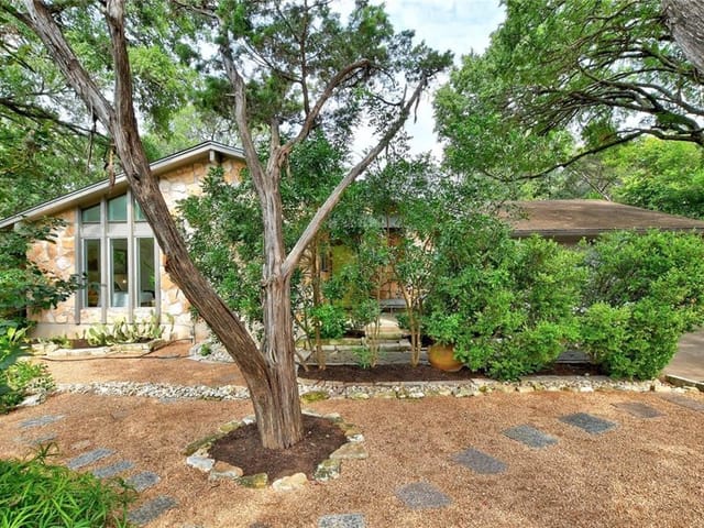2645 Barton Hills Dr