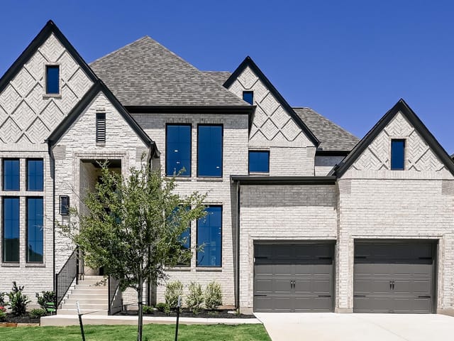 265 Leaning Rock RDG