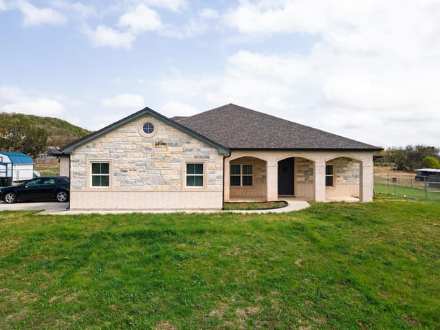 2662 Snow Rd
