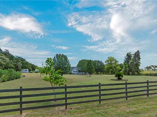 269 Peach Creek RD