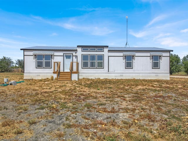 27 County Road 483