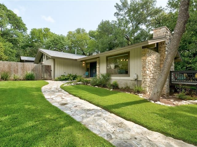 27 Hull Circle Dr