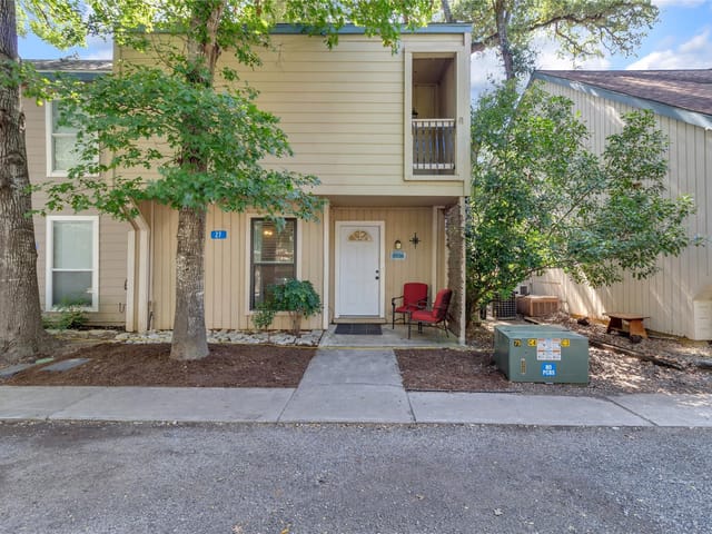 27 Marina CIR
