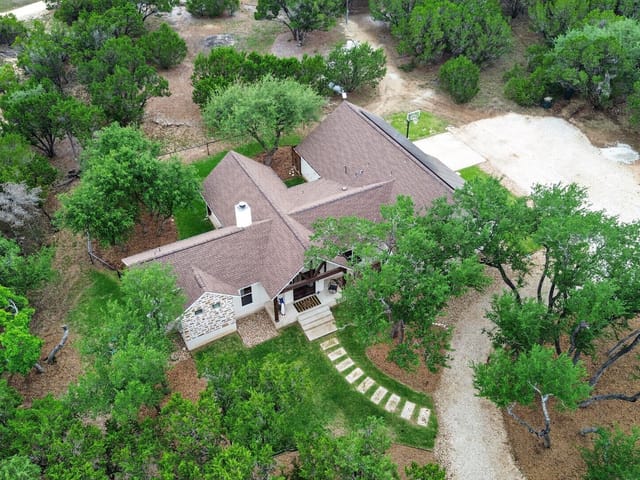 270 Rambling Oaks Dr