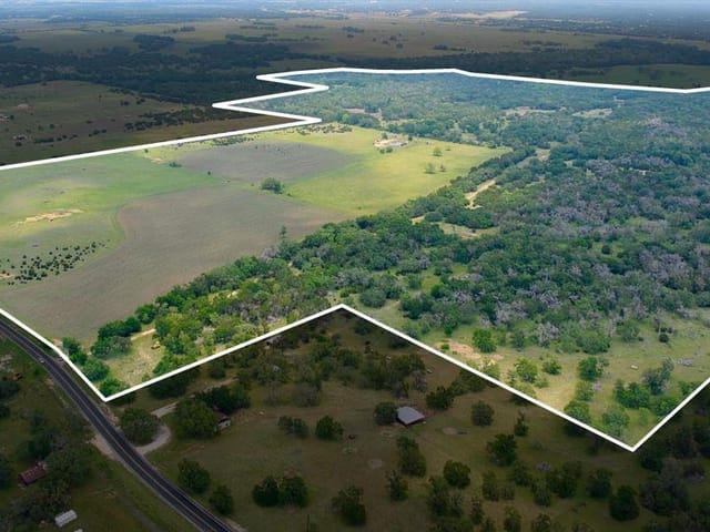 View 2700 County Road 245 in 0 2700 County Road 245 - property photo 1 - Luxury home in 0, Florence, TX