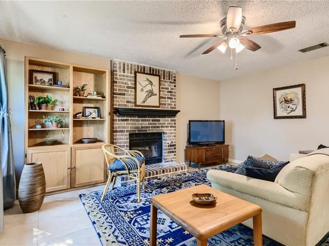 2701 Pectoral Dr
