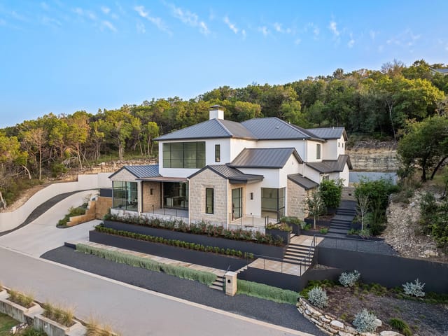 2701 Toro Canyon Rd Unit #B