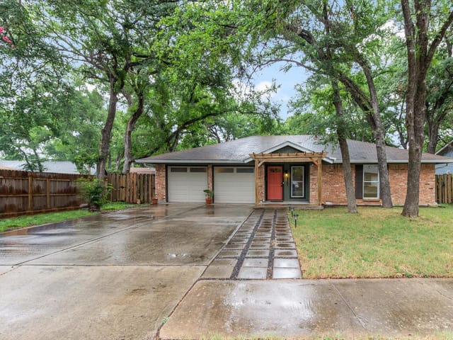 2702 Coatbridge Dr