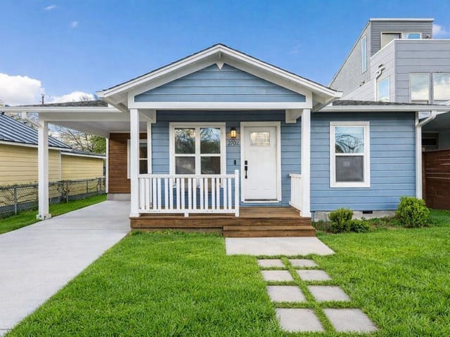 2702 Crest Ave Unit #1