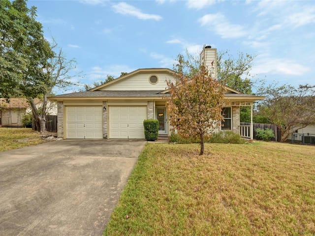 2702 Irish Bend Dr