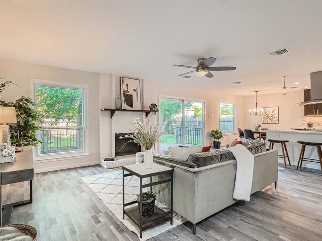 2702 Jorwoods Dr