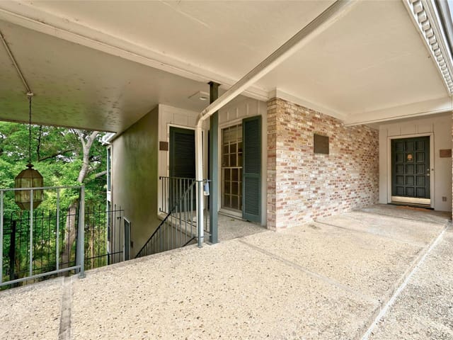 2704 San Pedro St Unit #13