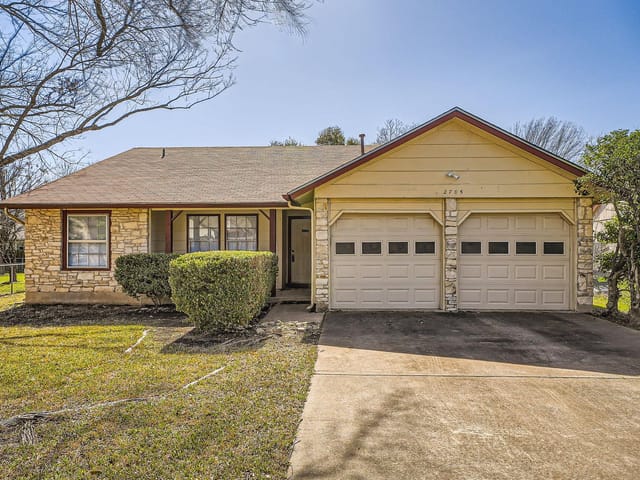 2705 Firecrest Dr