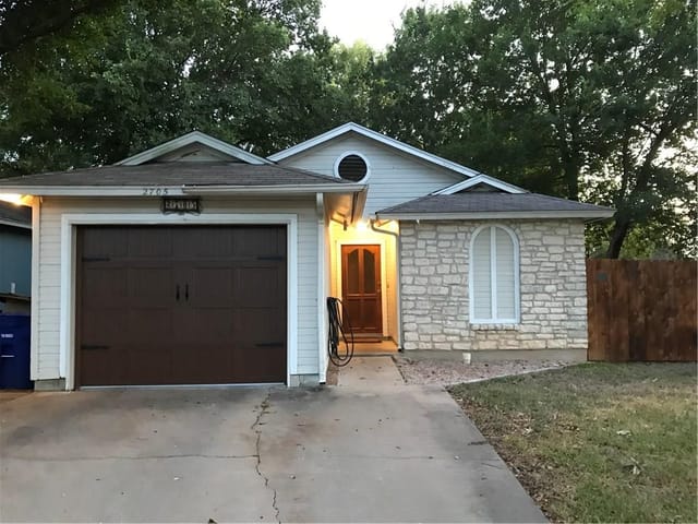 2705 Holly Springs Ct