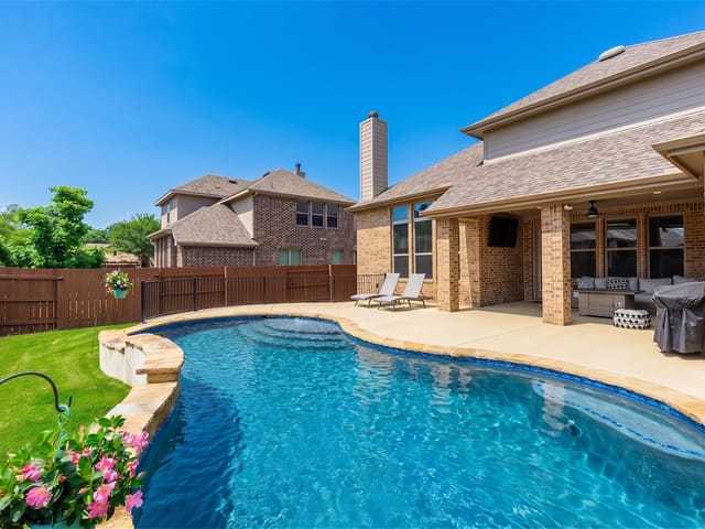 2705 Margarita Ct