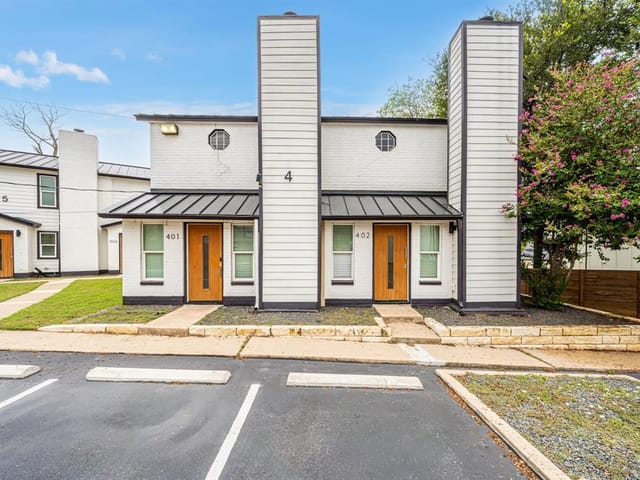 2706 Wheless LN Unit #401