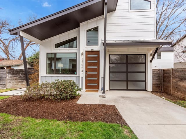 2706 Zaragosa ST Unit #2